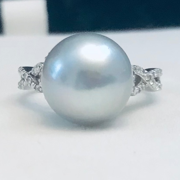 Genuine Cultured Grey Pearl & Zircon Princess Ring - Picture 8 of 11